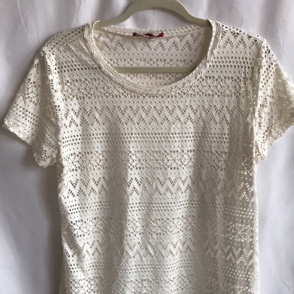 Annabelle short sleeve airy cream top, size L - Picture 3 of 8